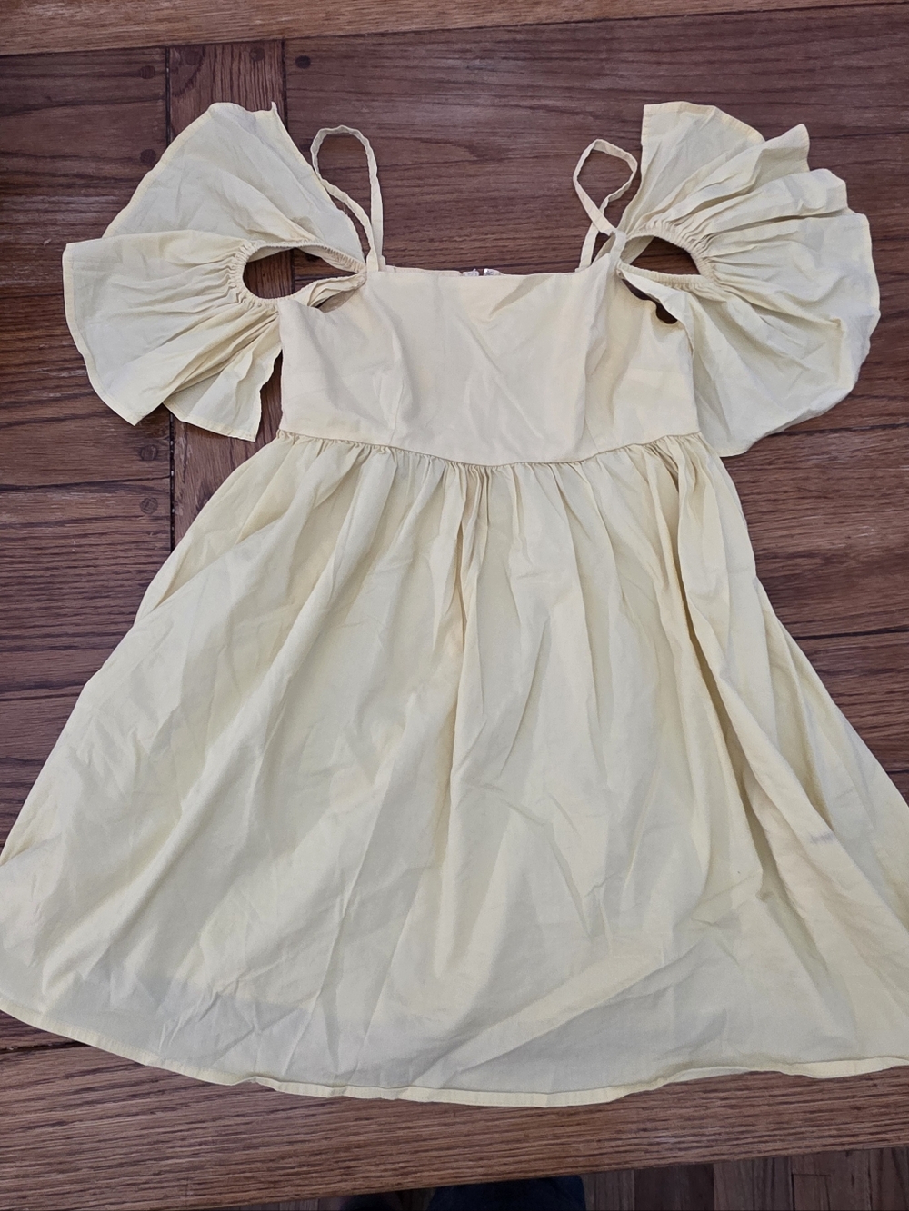 Forever 21 Mini Puff Sleeve Dress in Yellow Size Small.